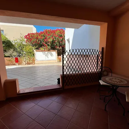 Angolo Di Tibula Apartment